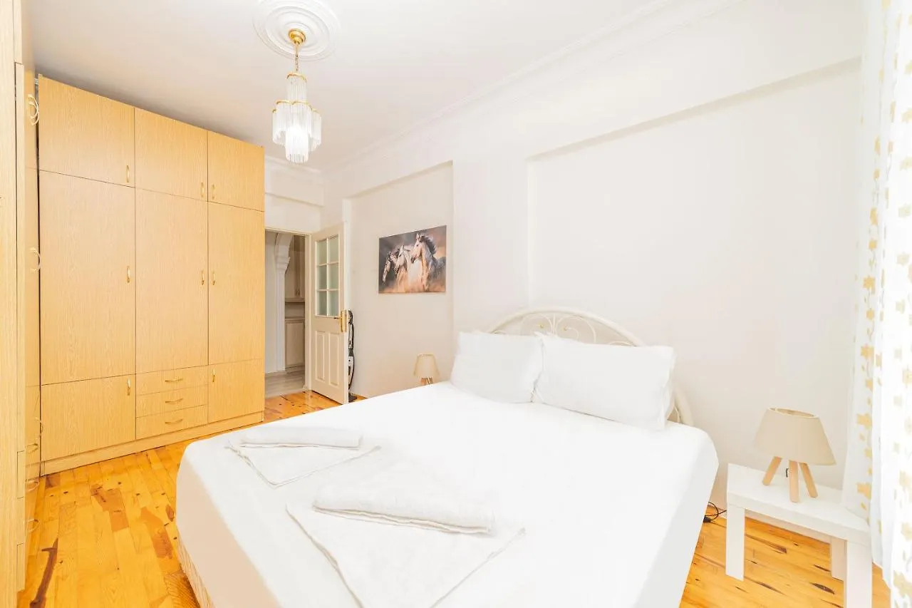 Central And Pleasant Flat In Muratpasa Antalya