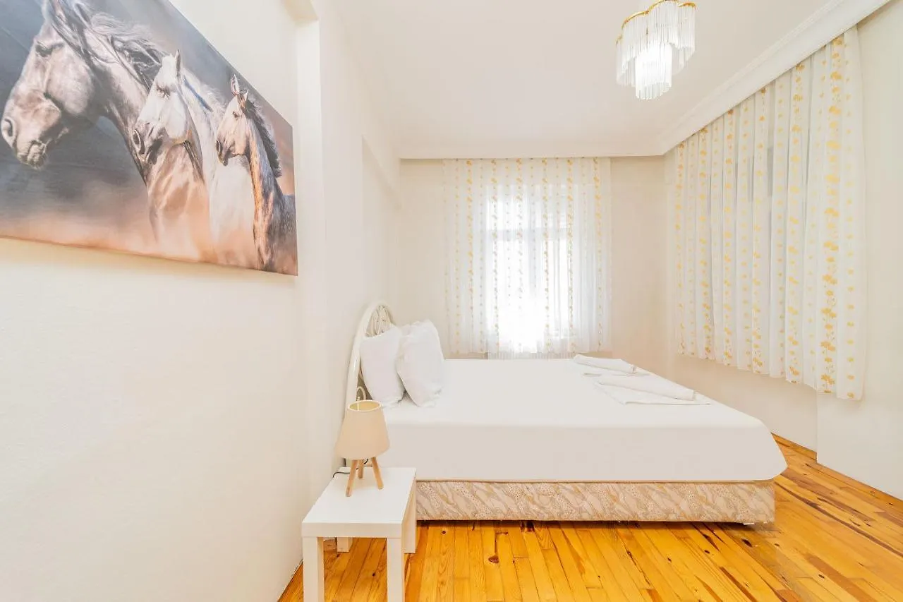 Central And Pleasant Flat In Muratpasa Antalya